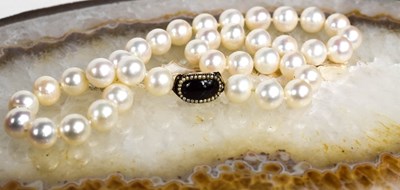 Lot 40 - A 19th century pearl necklace, with gold,...