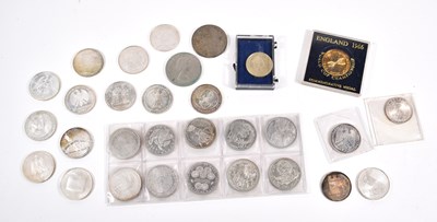 Lot 161 - A group of coins, predominantly silver to...