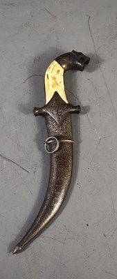 Lot 421 - An Mughal Indo Persian Khanjar dagger with a...